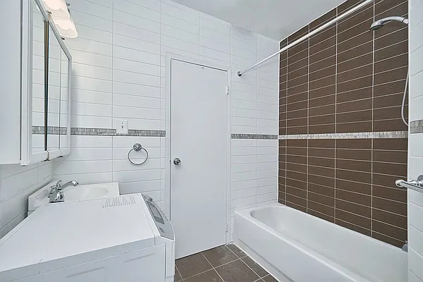 Rented by Heritage Realty LLC | media 26