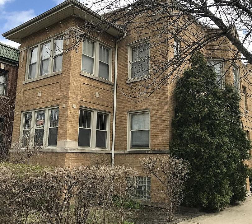 1st image of 5356 W Belle Plaine Ave #1