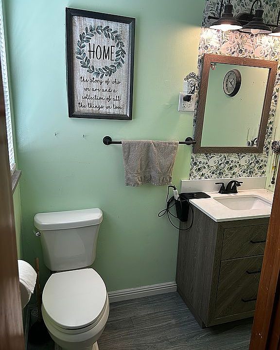 1/2 bath