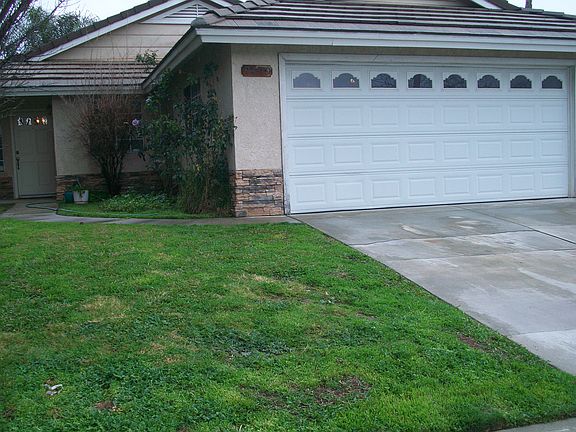 Front of house and driveway