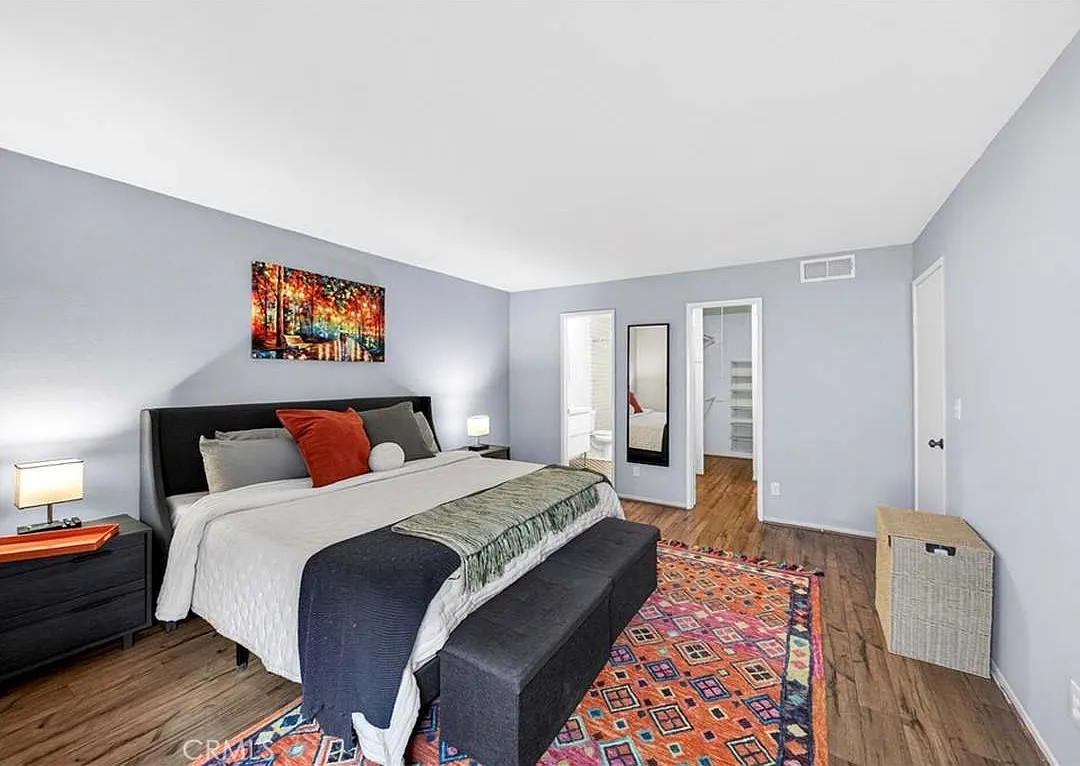 2 bed, 1137 sqft, $3,750 — Photo 4