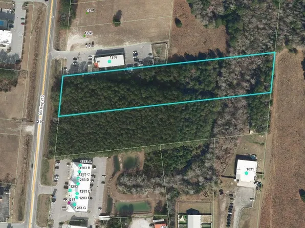 L6 210 Highway, Sneads Ferry, NC 28460