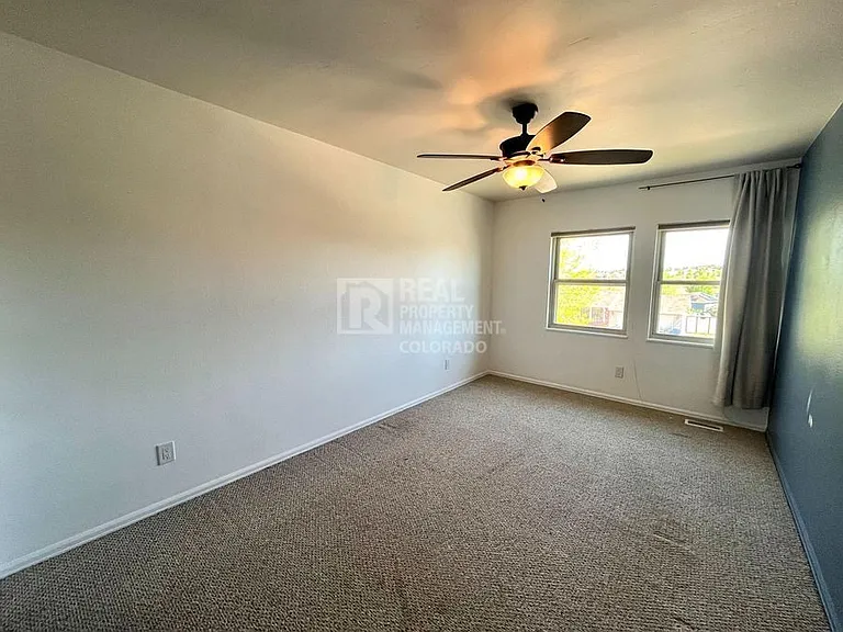 8164 Horizon Dr — Photo 12