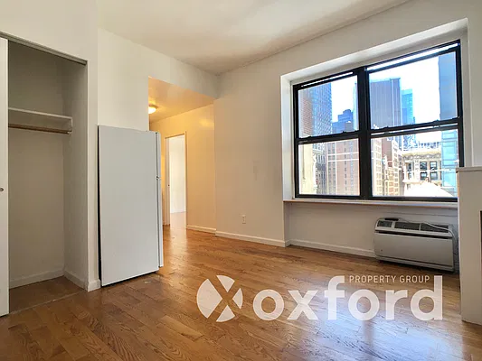 Rented by Oxford Property Group | media 11
