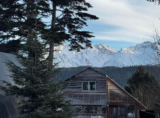 32195 Bear Chase Cir, Seward, AK 99664