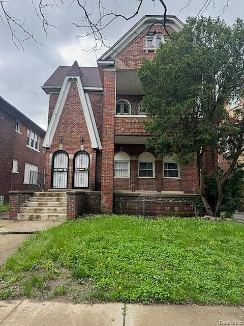 1st image of 3267 Webb St