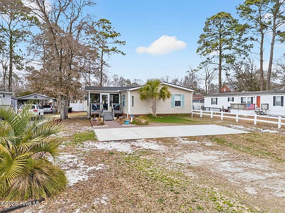 2nd image of 839 Magnolia Drive