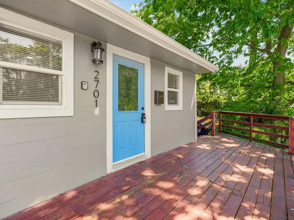 2701 Oakley Ave, Kansas City, MO 64128