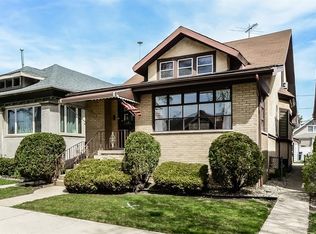 5328 W Belle Plaine Ave, Chicago, IL 60641