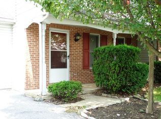 5 Sunrise Dr, Lititz, PA 17543