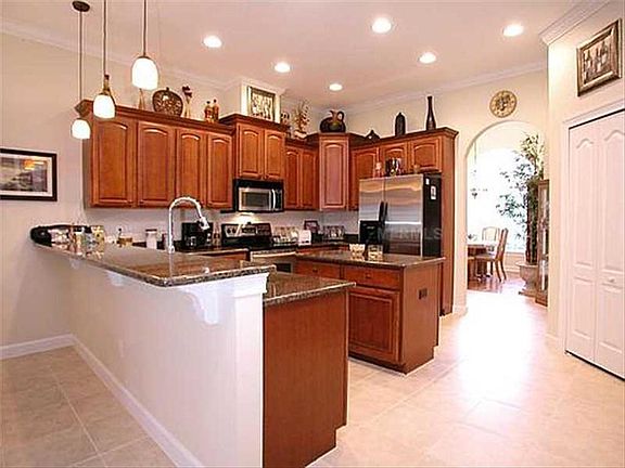 4th image of 3427 Peace Valley Way