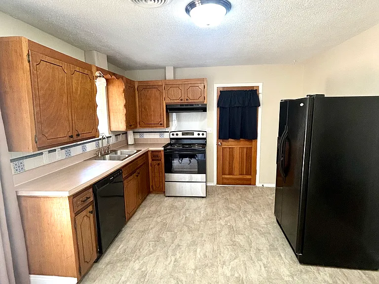 1817 W Wyandotte Ave — Photo 8