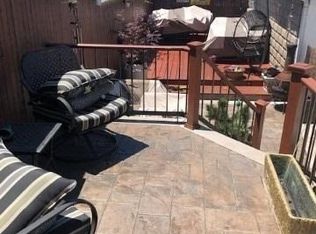 8848 207th St, Queens Village, NY 11427