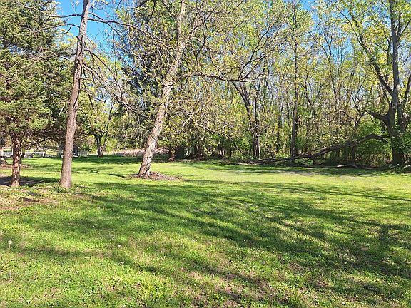 4th image of 2065 Hickory Ln