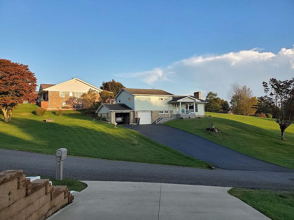 1st image of 540 Broadview Cir