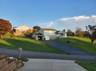 540 Broadview Cir, East Liverpool, OH 43920