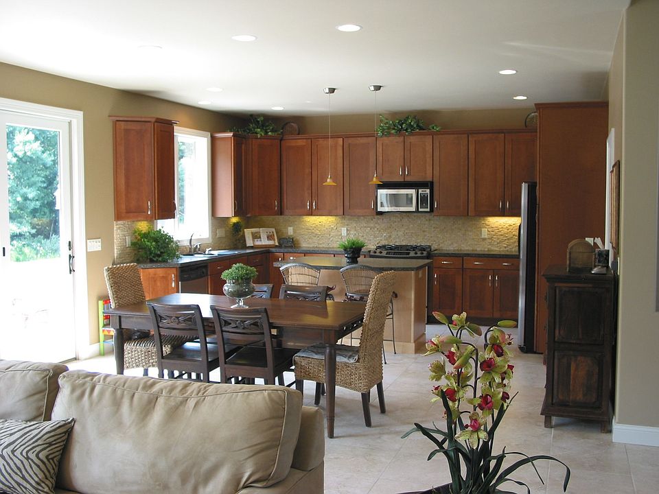 2nd image of 3560 Old Military Rd
