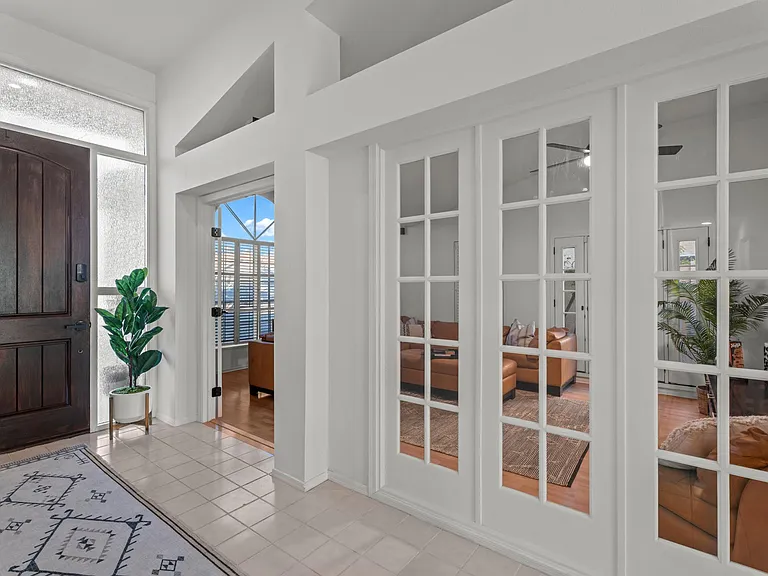 3001 E Redwood Ln — Photo 19