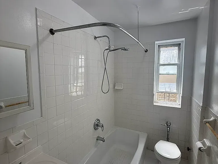 1240 Sherman Ave #5B — Photo 13