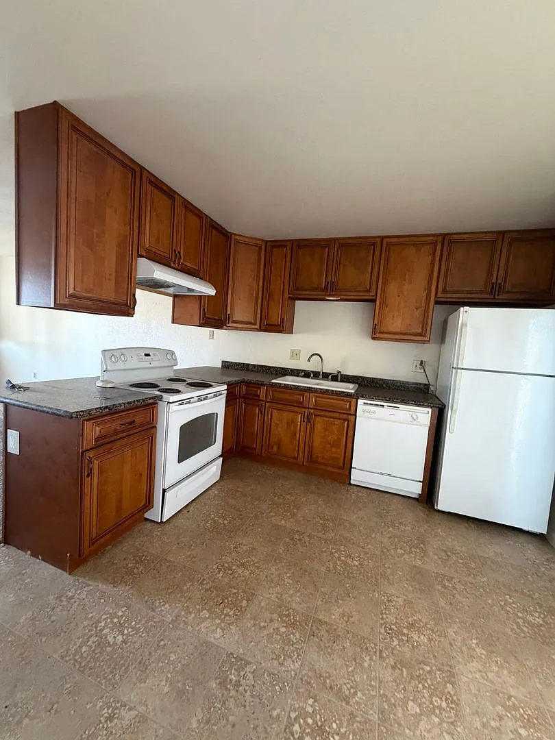 WIllo Heights Apartments — Photo 4