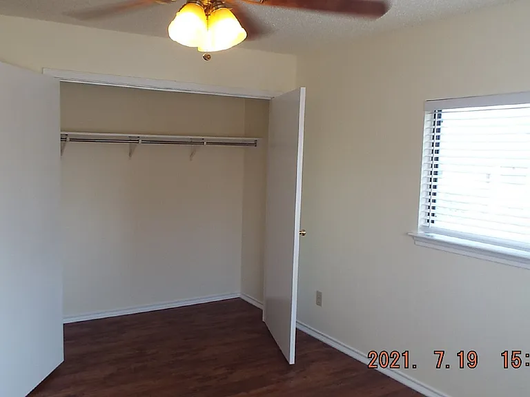 6311 Encanto Point Dr — Photo 16
