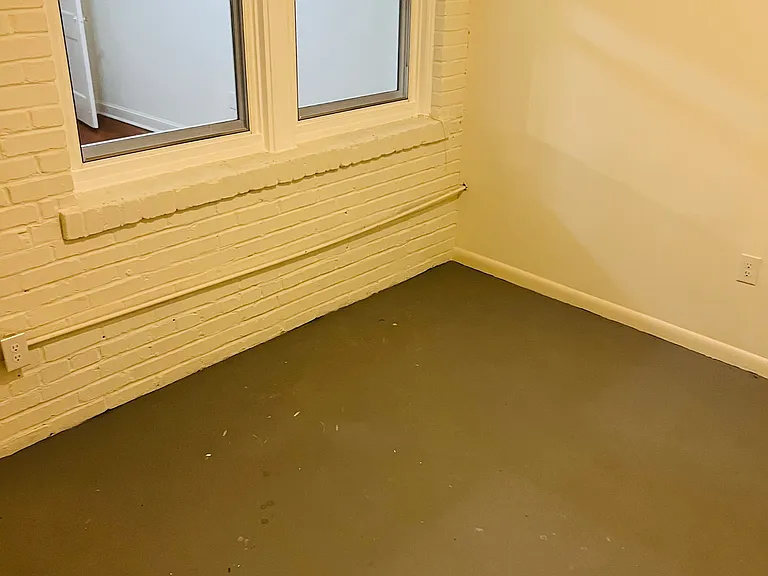 1309 Adams St NE #2 — Photo 4
