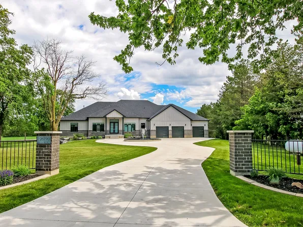 25770 Poplar Hill Rd, Middlesex Centre, ON N0M 1P0