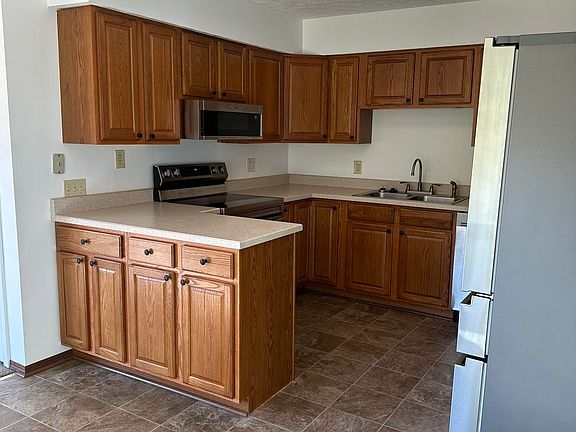 4th image of 4354 N Centennial Dr