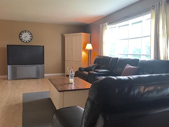 4th image of 5888 Cantwell Dr