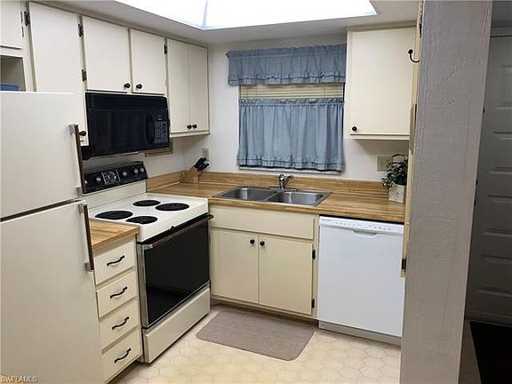 5th image of 6895 Estero Blvd APT 522