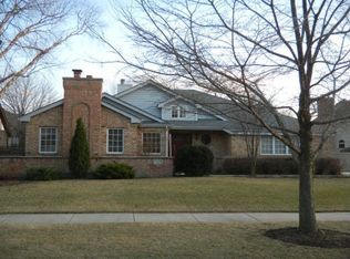 1436 Ambleside Cir, Naperville, IL