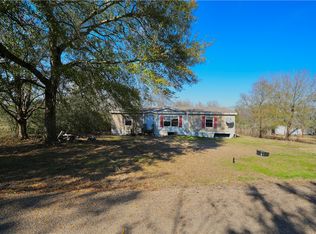 2552 Barnes Rd, Bryan, TX 77807