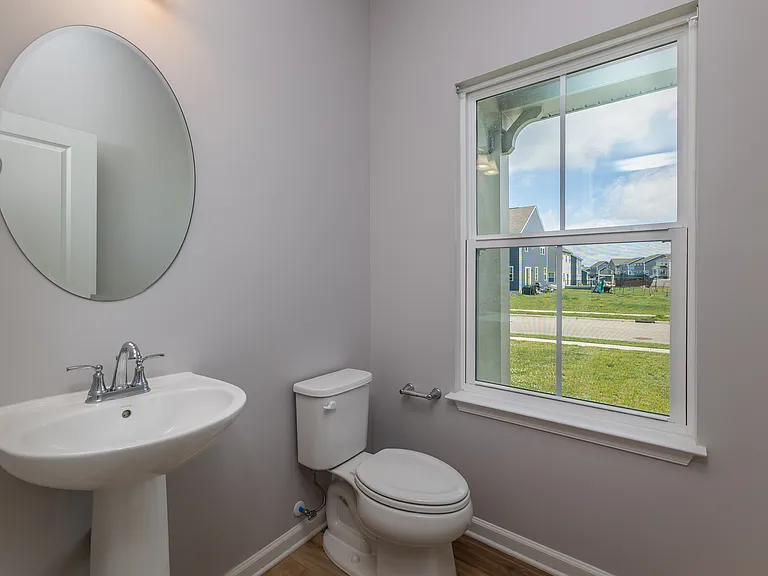 403 Sydney Dr — Photo 4