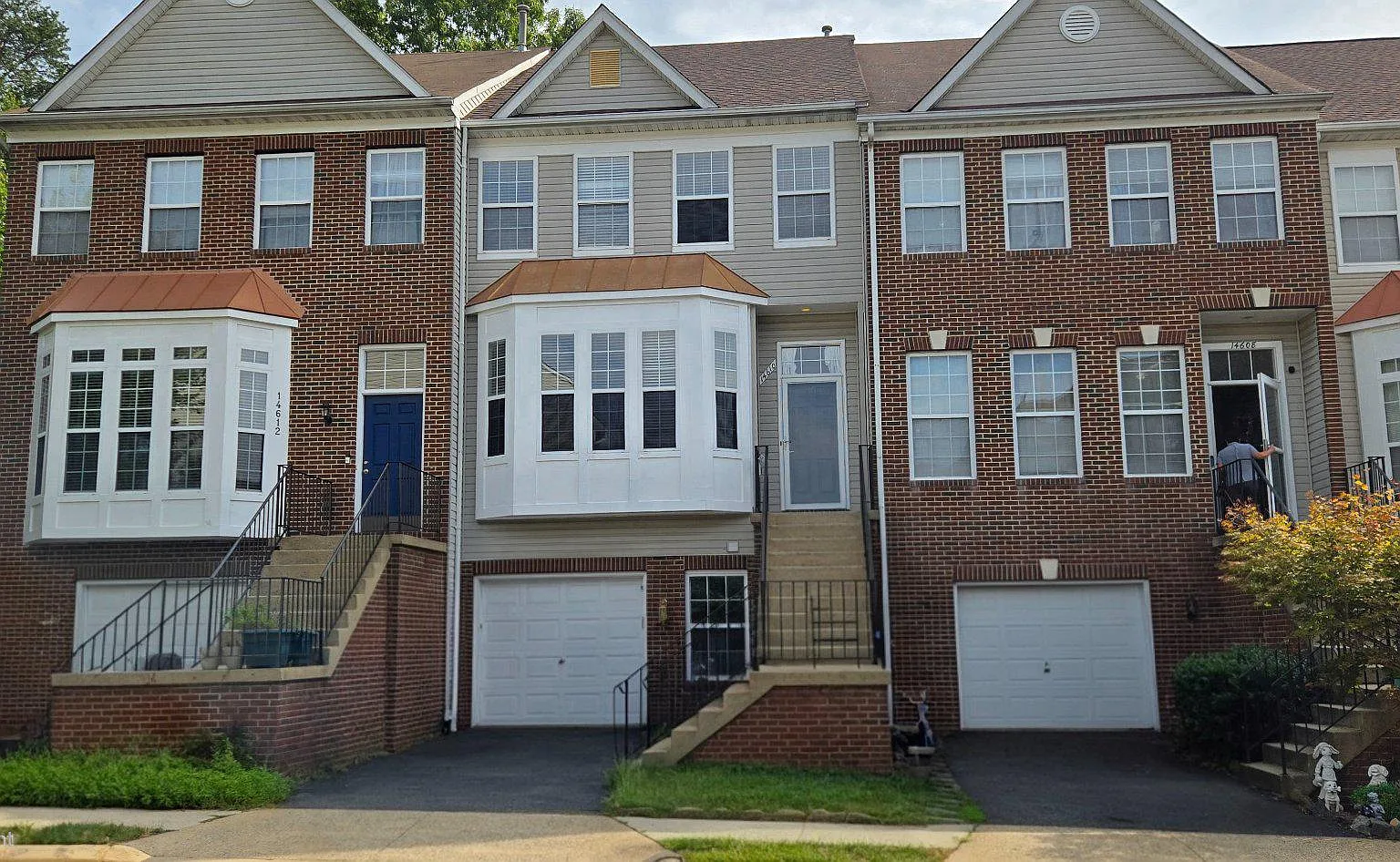 3 bed, 3.5 bath, 1630 sqft, $3,000 — Photo 1