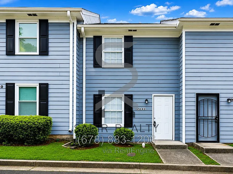 2642 Evans Mill Dr — Photo 1