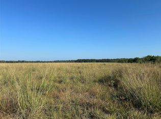 60 Minnie West Rd, Hull, TX 77564
