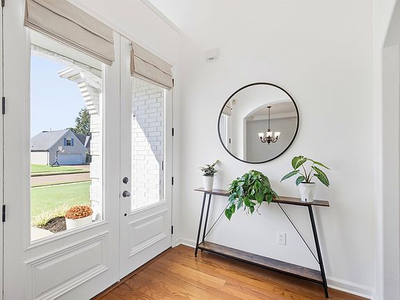 5th image of 7920 Pips Ridge Ln