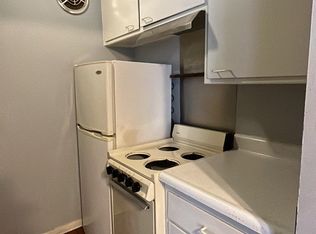 700 S 17th St #7, Lincoln, NE 68508