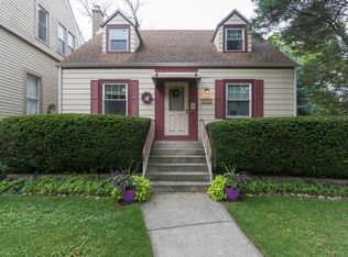 4222 Raymond Ave, Brookfield, IL 60513