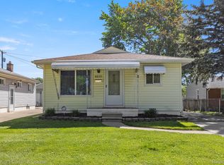 4635 Culver St, Dearborn Heights, MI 48125