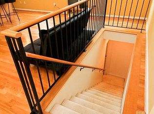 423 18th St NE APT 2, Washington, DC 20002