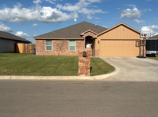221 Sandstone Ave, Cache, OK 73527
