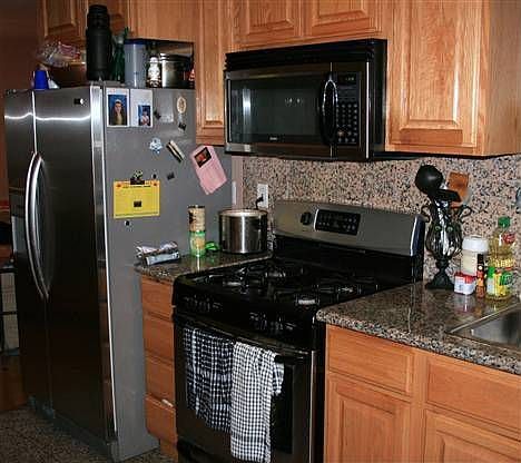 4th image of 5301 Mission St APT 1