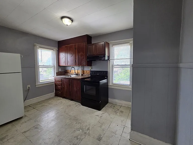 320 Cleveland Ave #2 — Photo 2