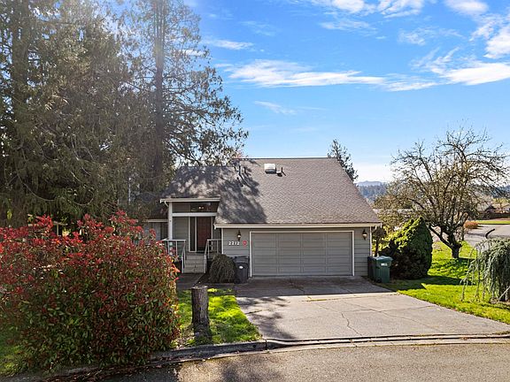 2nd image of 2212 N Trumpeter Dr