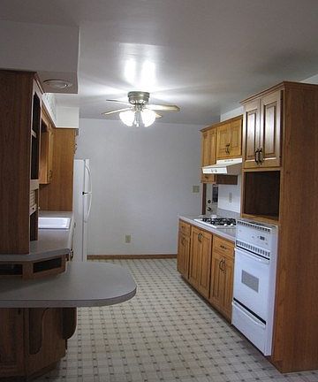 3rd image of 720 N 6th St