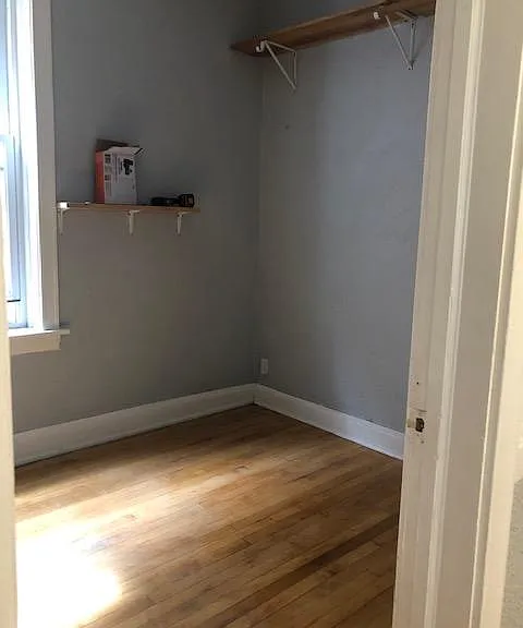 3321 S Lowe Ave #2 — Photo 6