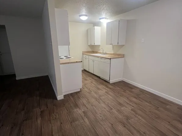 Pacific Ridge Apartments