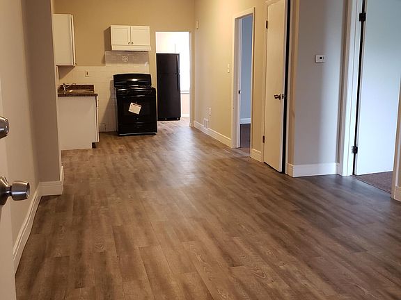 5th image of 447 S 14th Ave APT 2S