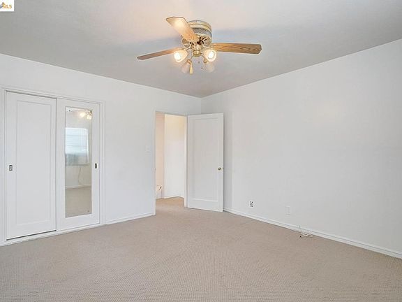 4th image of 404 29th St #404